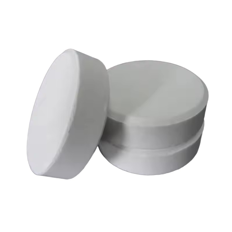 Peran kunci apa yang dimainkan TCCA (Asam Trichloroisocyanuric) dalam pengolahan dan desinfeksi air?